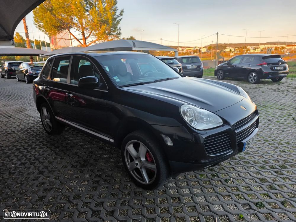 Porsche Cayenne Turbo - 3