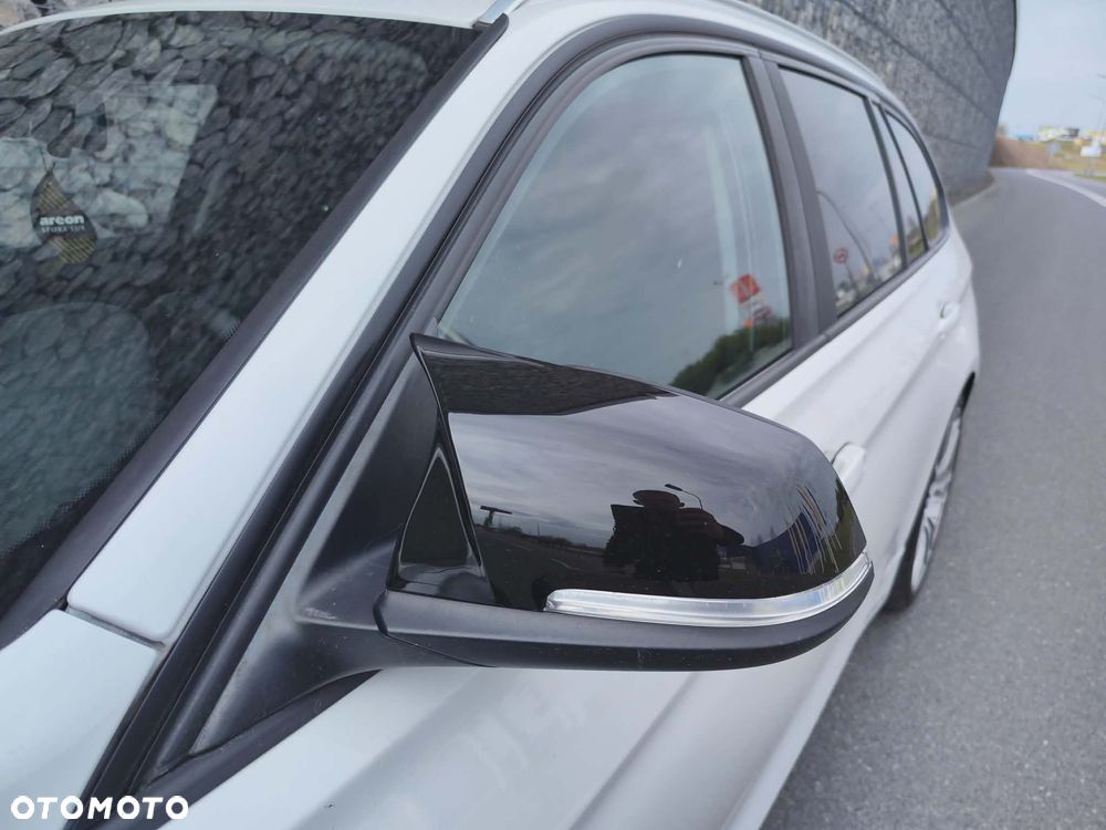 BMW Seria 3 318d Blue Performance Sport Line - 17