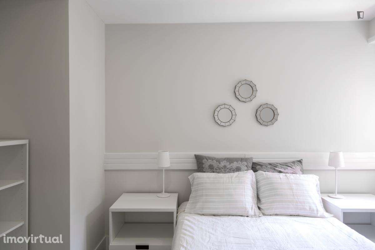 Apartamento com 1 quartos - localizado em Alvalade Lisbon - Grande imagem: 2/10