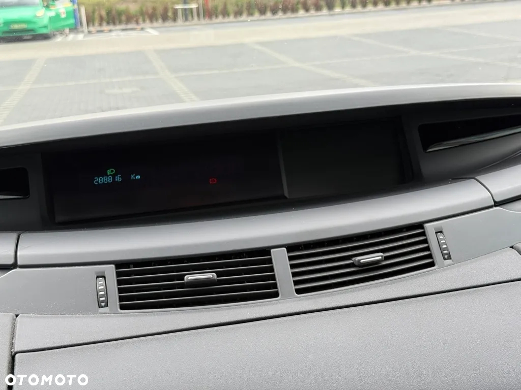 Renault Espace 2.0T Voyage - 12