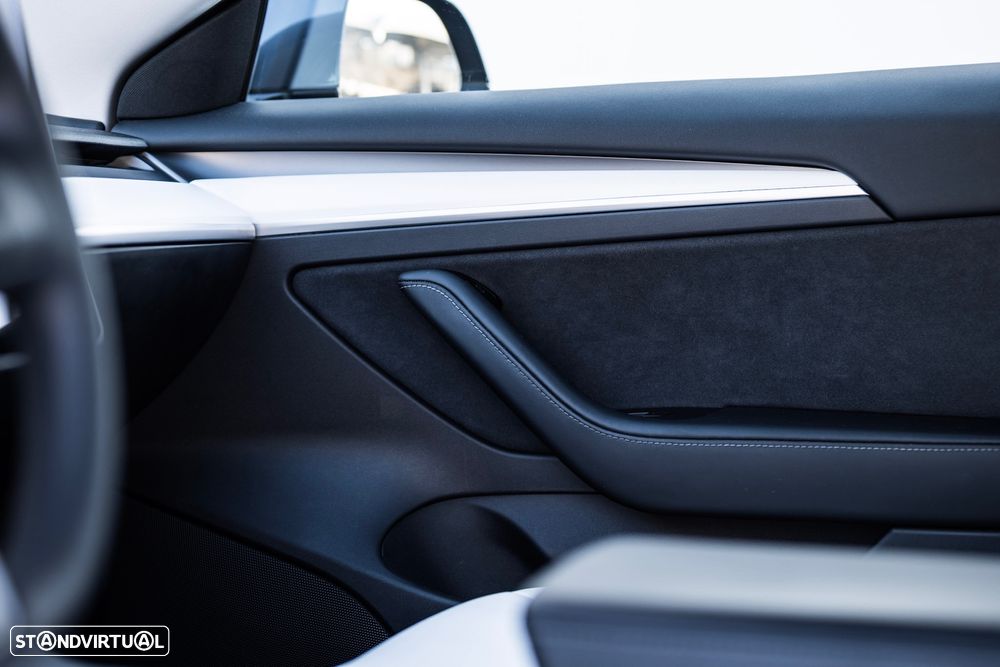 Tesla Model 3 Performance Dual Motor AWD - 16
