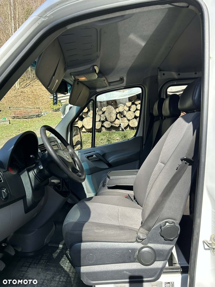 Volkswagen Crafter - 11