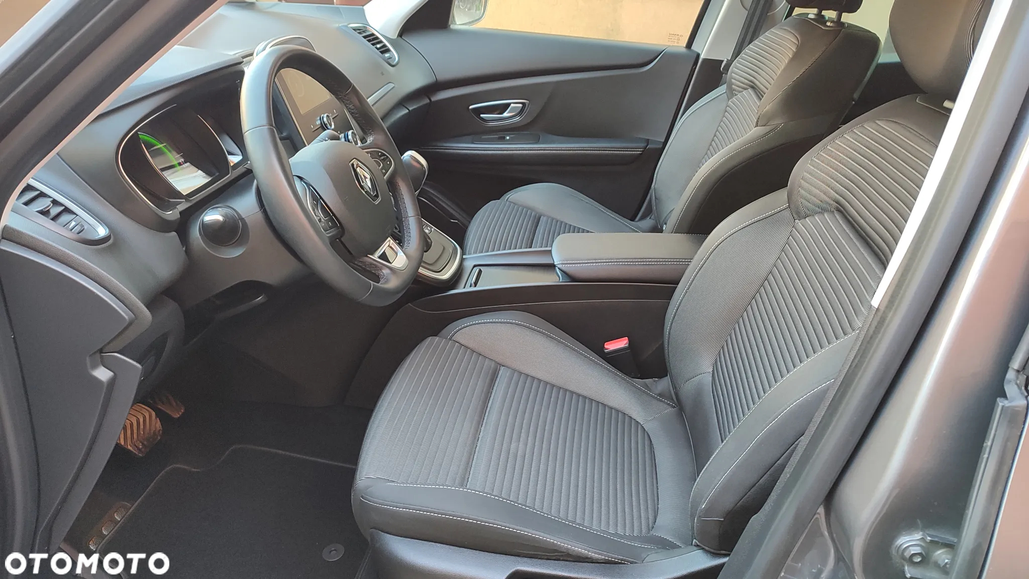 Renault Scenic - 22