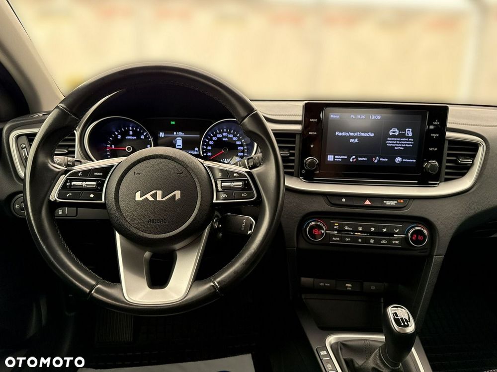 Kia Ceed - 15