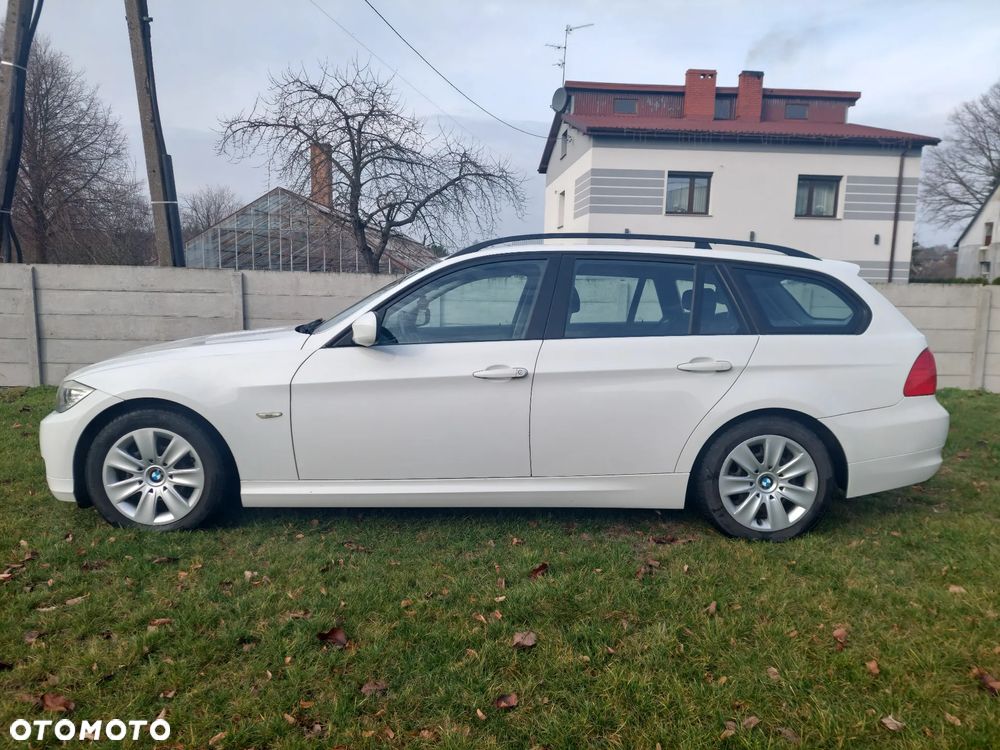 BMW Seria 3 318i Edition Lifestyle - 3