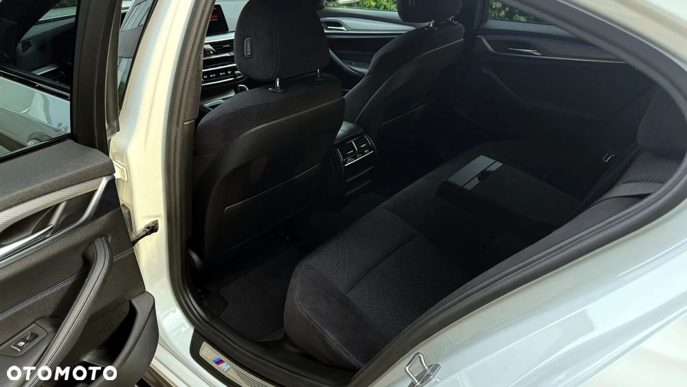 BMW Seria 5 530i xDrive M Sport sport - 6