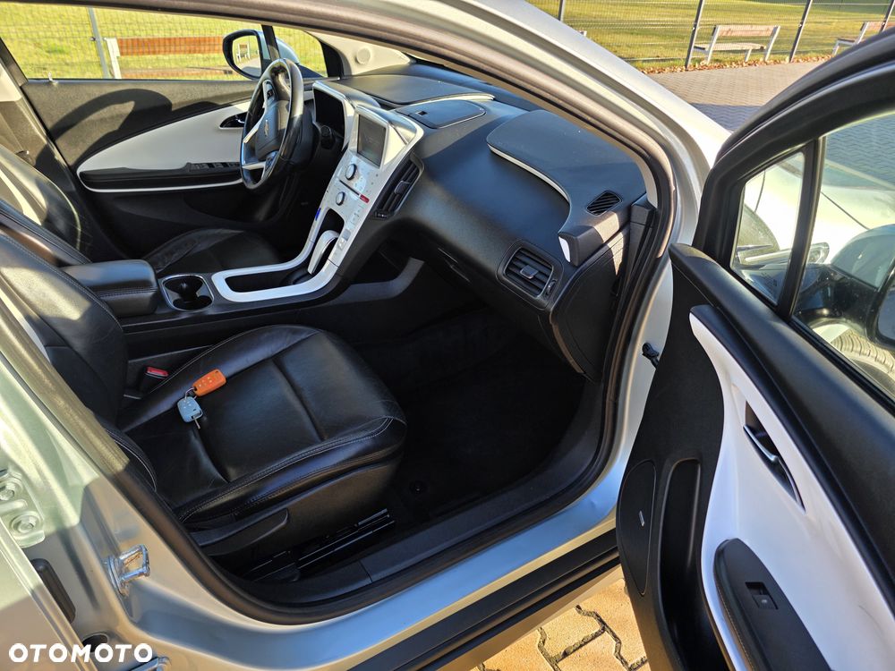 Chevrolet Volt Exclusive - 17