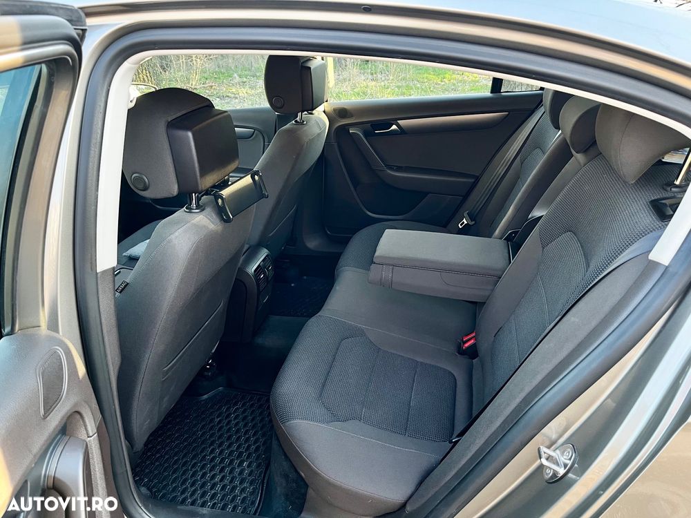 Volkswagen Passat 1.4 TSI DSG Comfortline - 8
