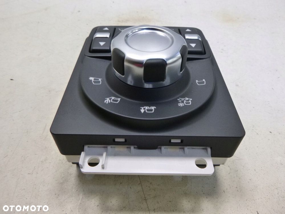 LAND ROVER DISCOVERY 3 4 L319 PANEL POKRĘTŁO ZAWIESZENIA - 5