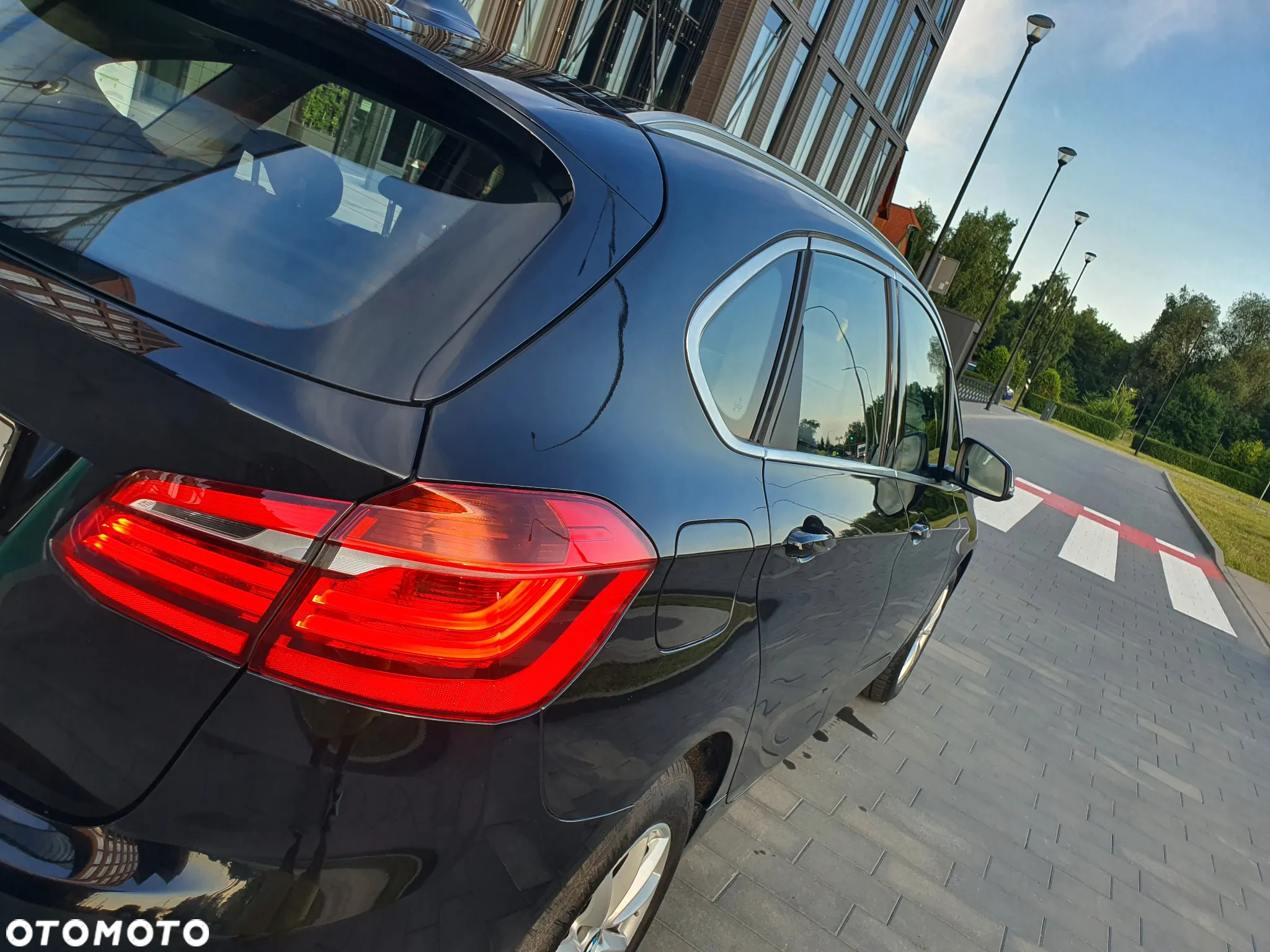 BMW Seria 2 216d Active Tourer - 8