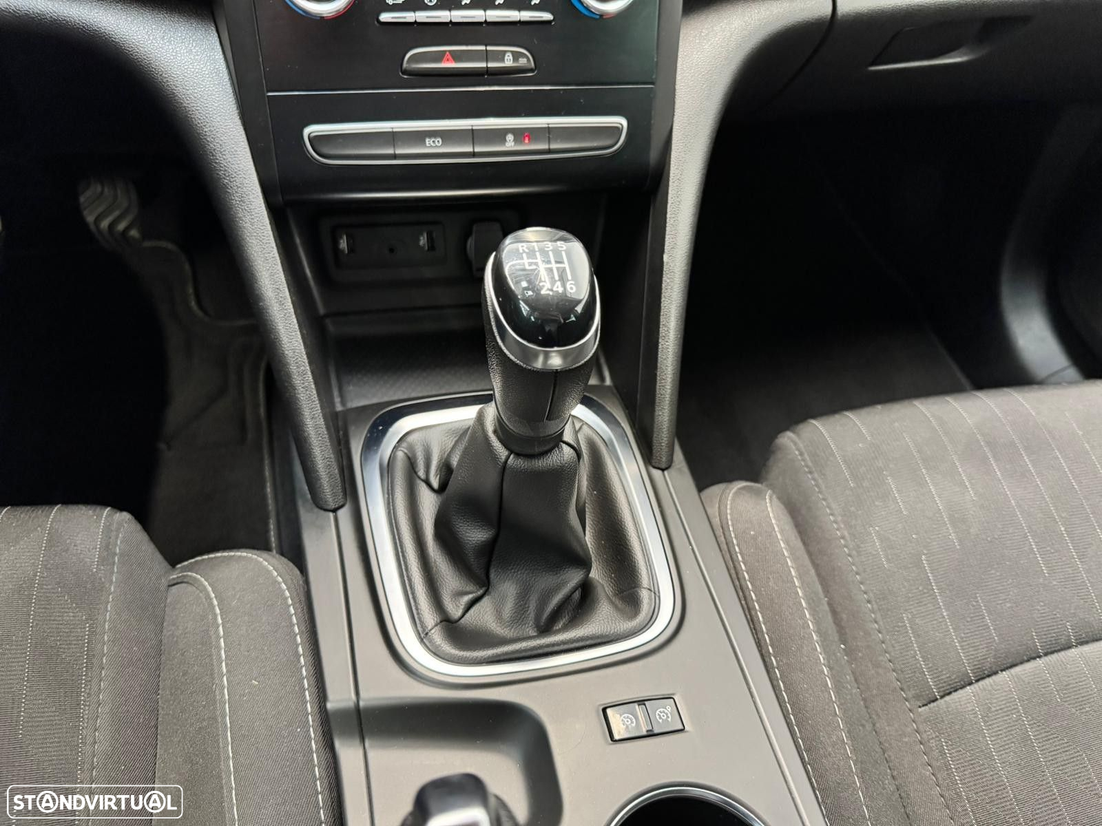 Renault Mégane Sport Tourer 1.5 Blue dCi Limited - 14