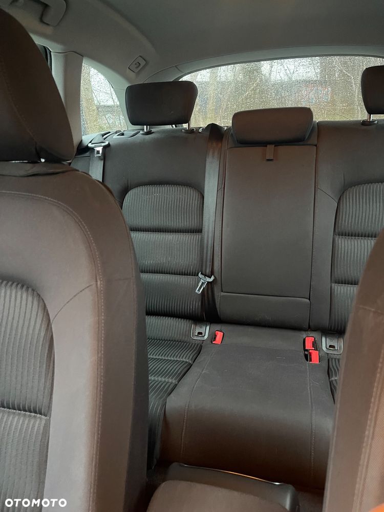 Audi A4 Avant 2.0 TDI DPF Ambiente - 22