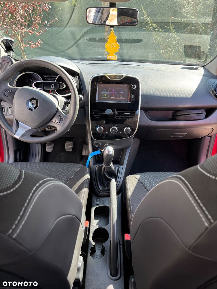 Renault Clio 1.2 16V Alize - 9