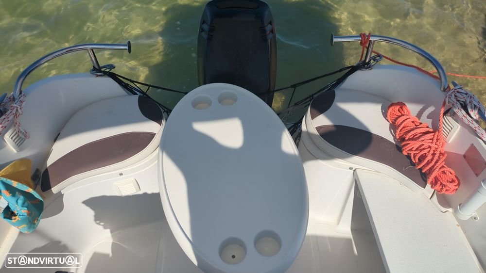 Quicksilver 460 Cabin - 8