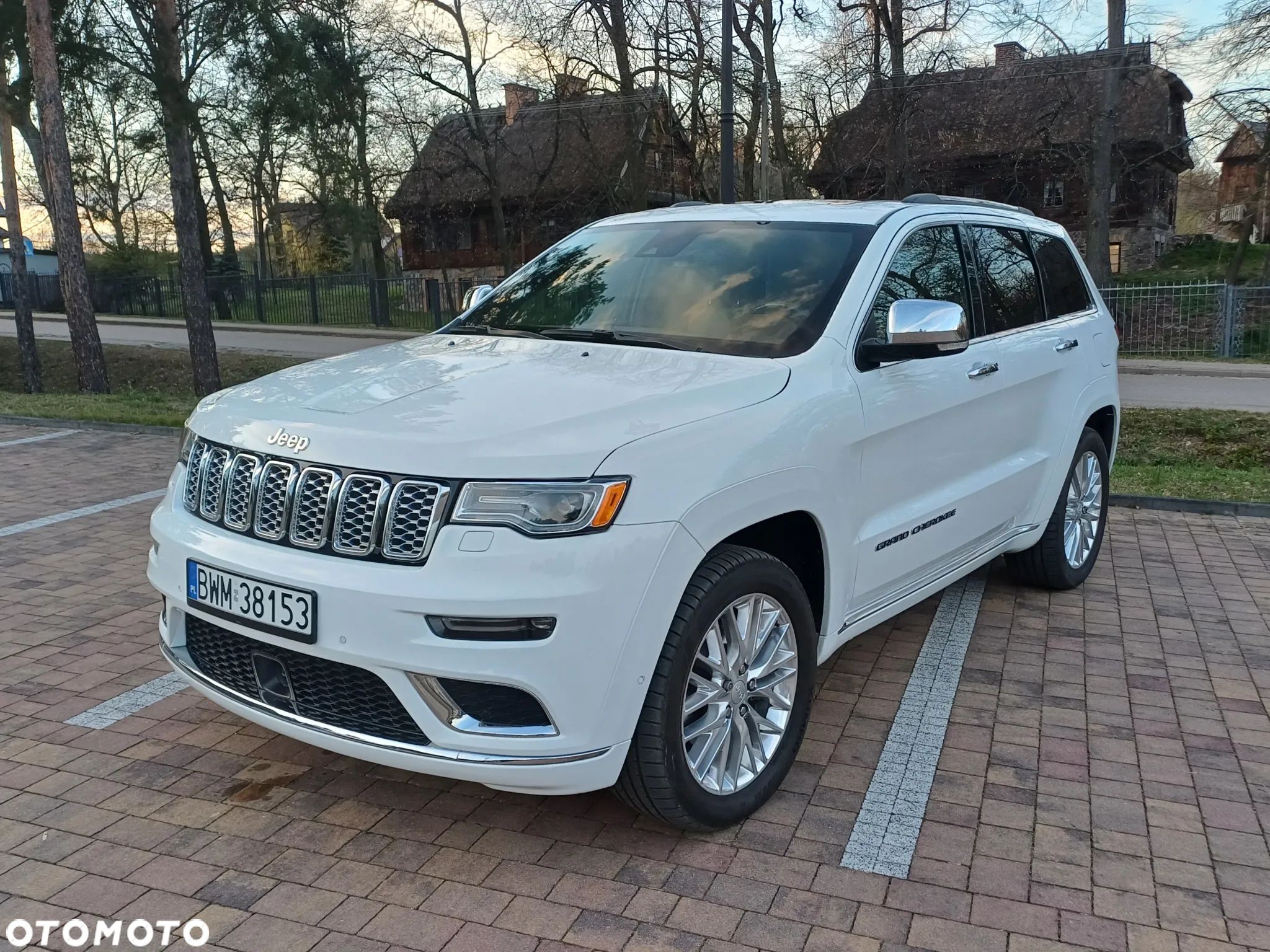 Jeep Grand Cherokee 5.7 V8 HEMI Summit - 1