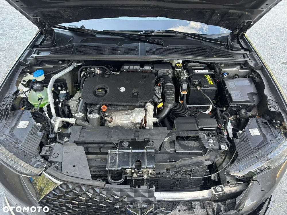 DS Automobiles DS 4 1.5 BlueHDi Bastille + - 10