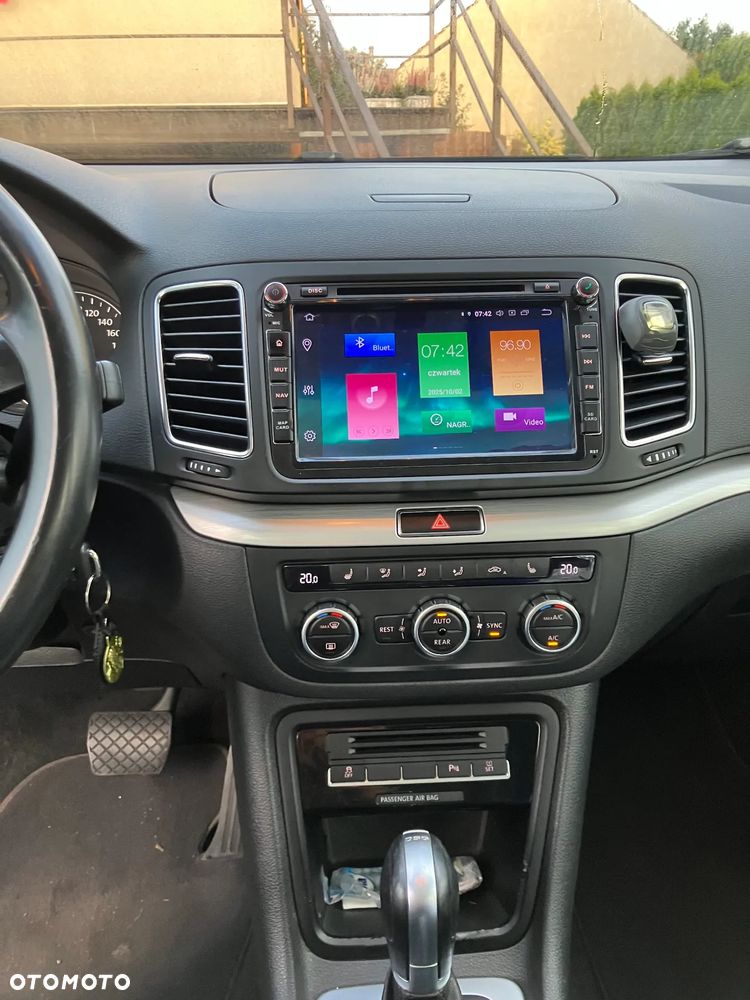 Volkswagen Sharan 2.0 TSI Highline DSG - 8