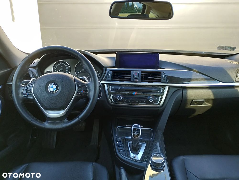 BMW 3GT 320d xDrive Luxury Line - 10