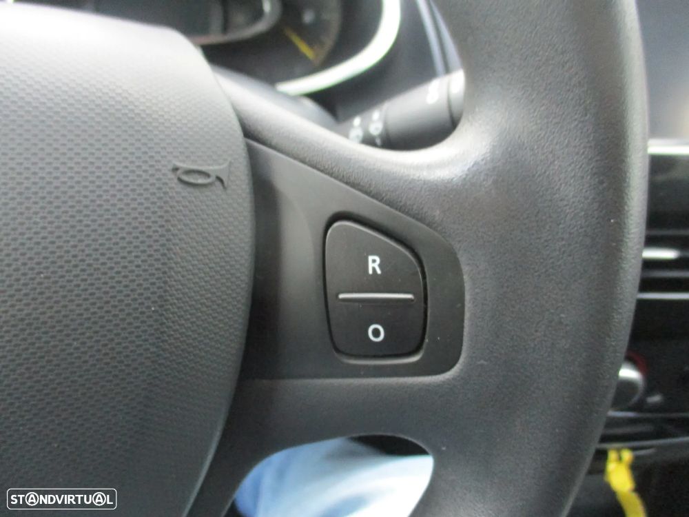 Renault Clio 0.9 TCe Limited - 16