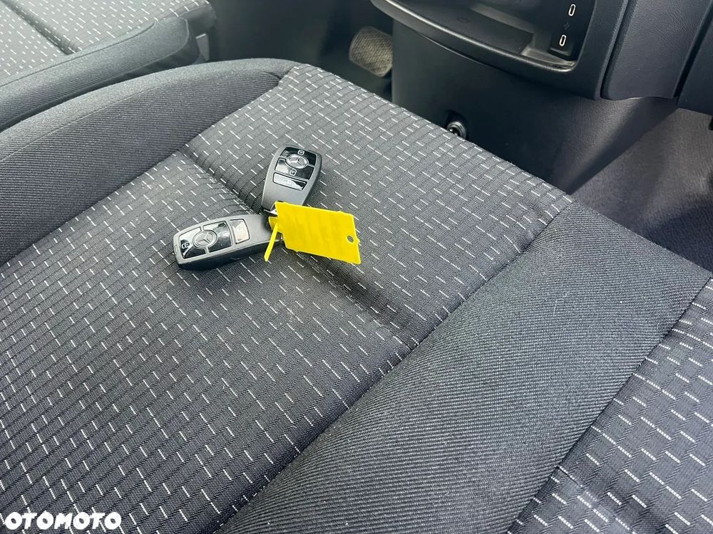 Mercedes-Benz Vito - 29