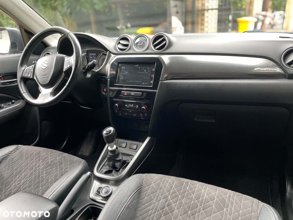 Suzuki Vitara - 17