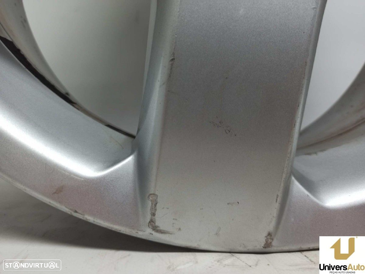 PNEU VOLKSWAGEN GOLF V BERLINA (1K1) HIGHLINE - 6