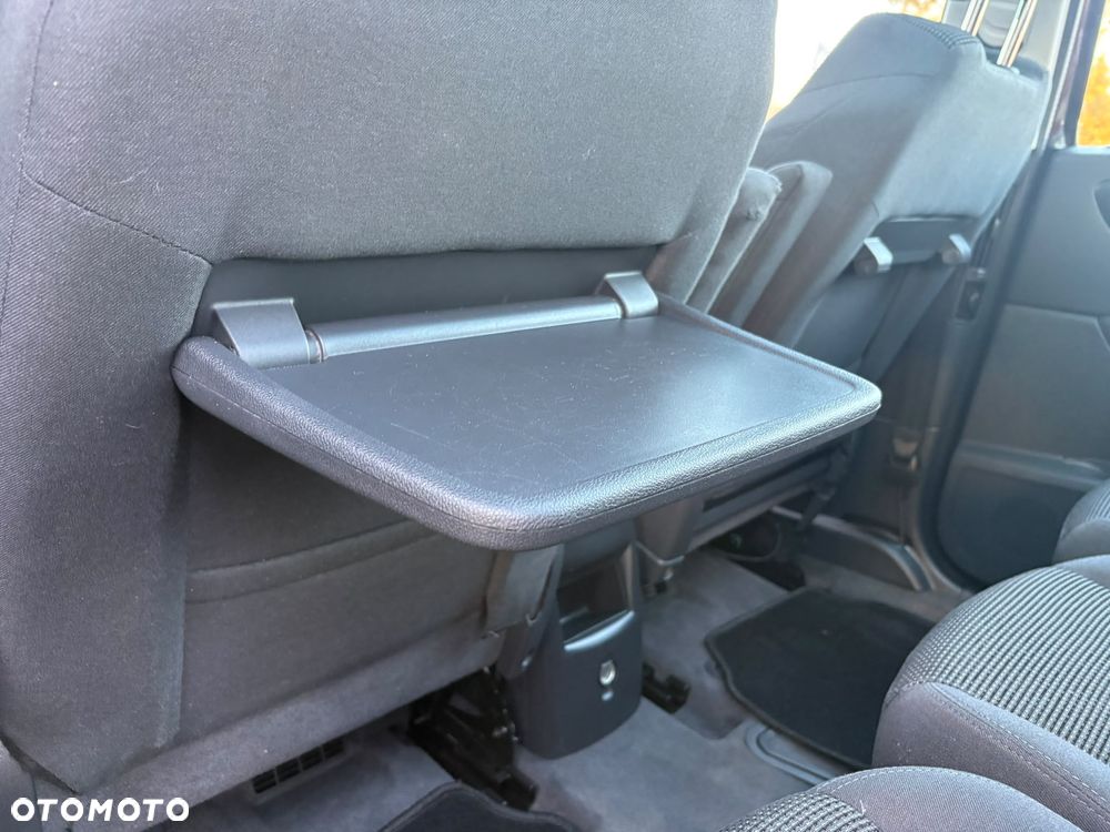 Peugeot 5008 1.6 HDi Style - 21