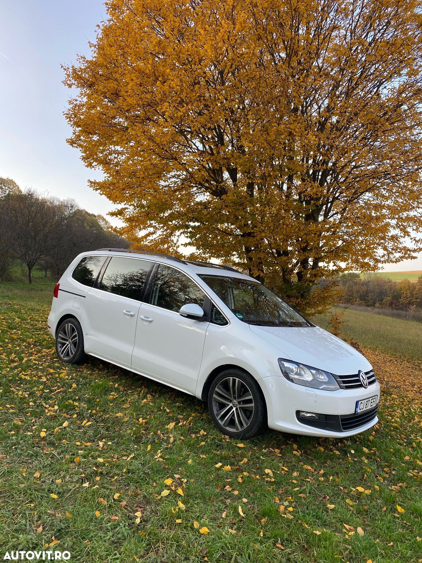 Volkswagen Sharan 2.0 TDI DSG Comfortline - 1
