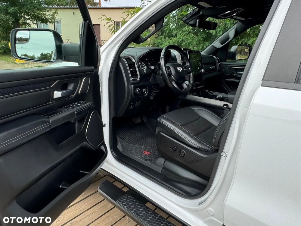 RAM 1500 5.7 Crew Cab Rebel - 12