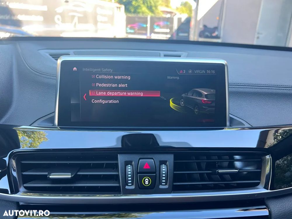 BMW X1 xDrive20i AT - 39