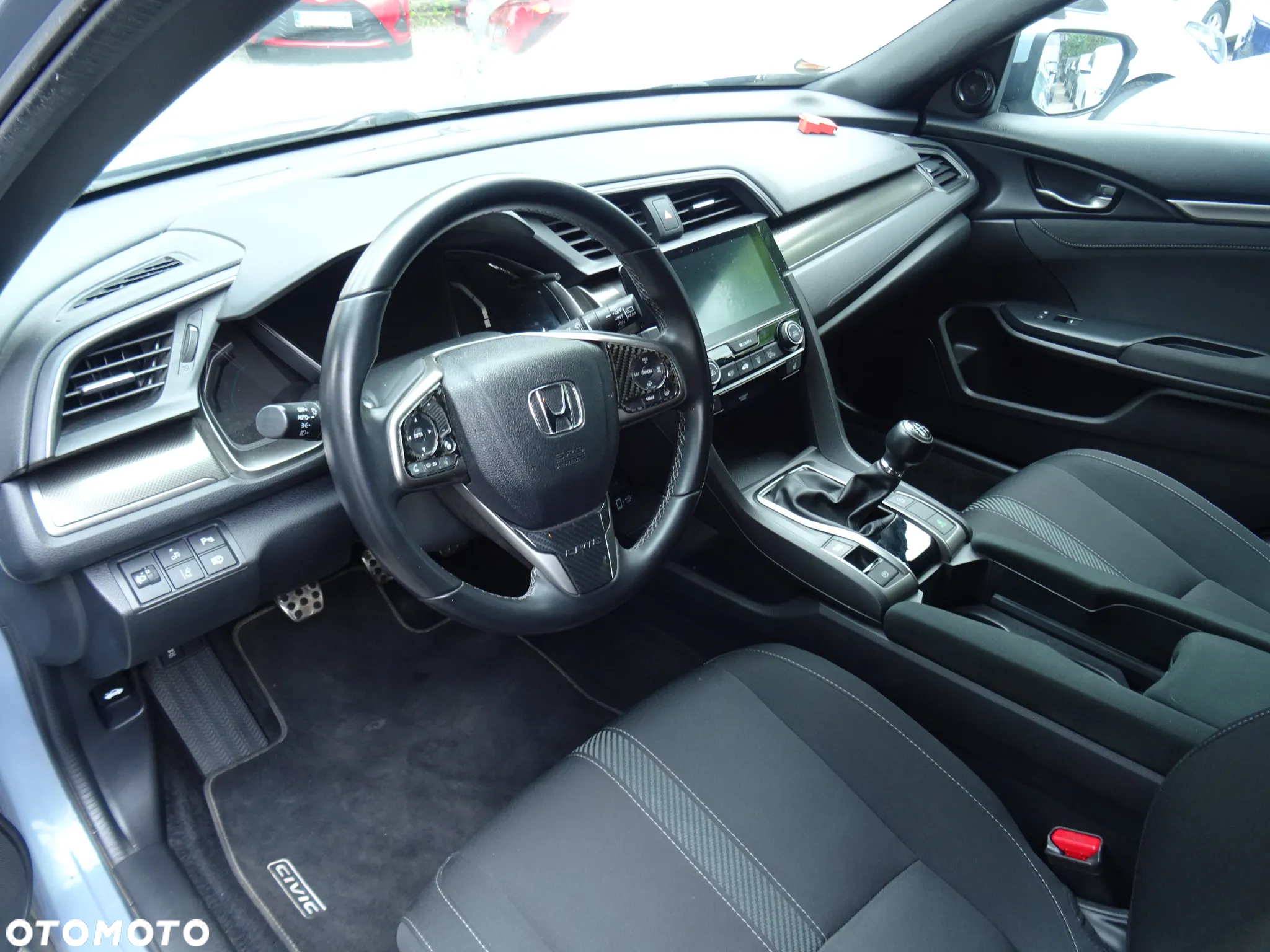 Honda Civic 1.0 i-VTEC Turbo Executive Premium - 11