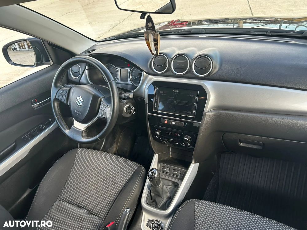 Suzuki Vitara 1.6 4X4 Spirit - 21