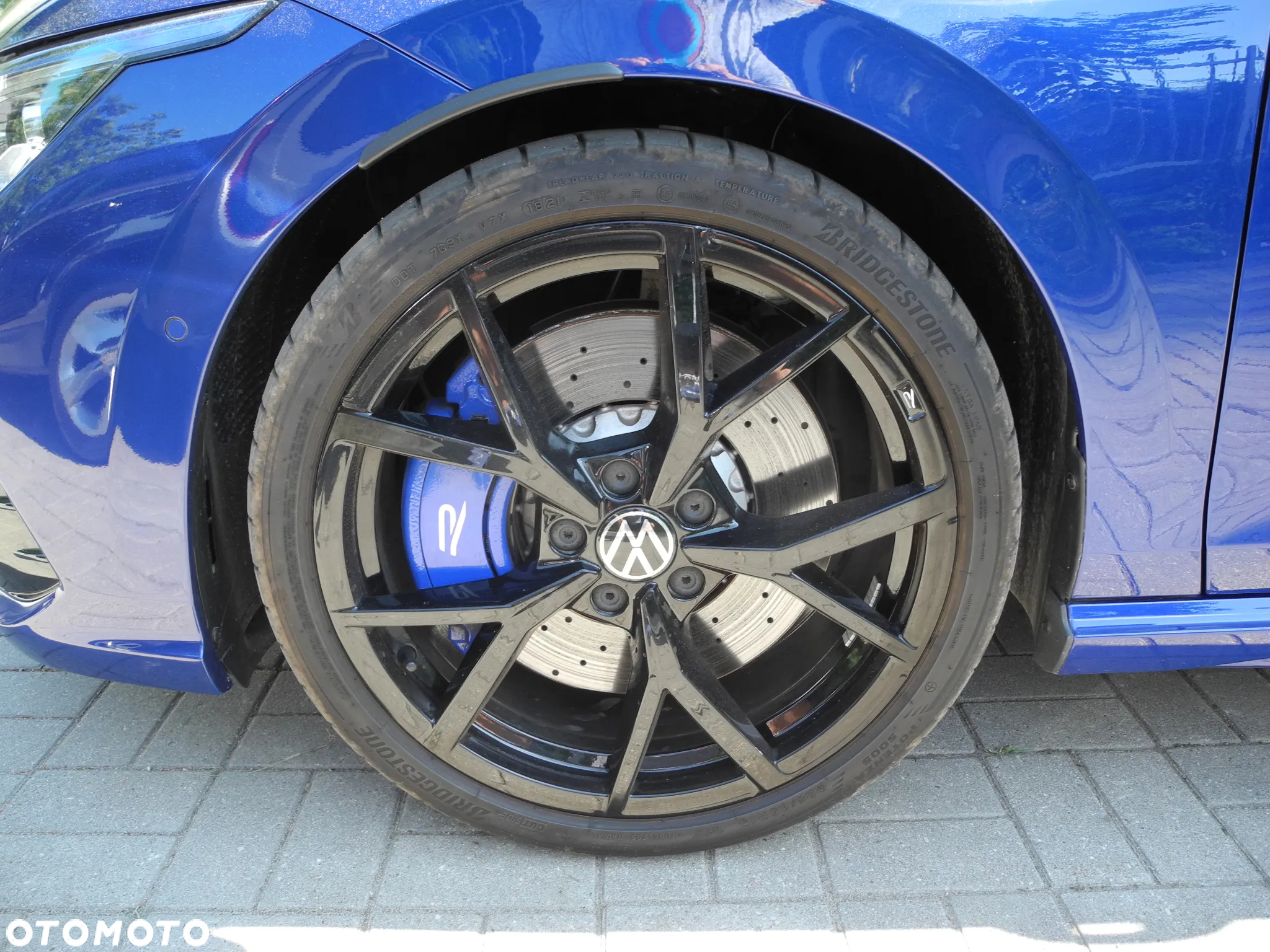 Volkswagen Golf - 33