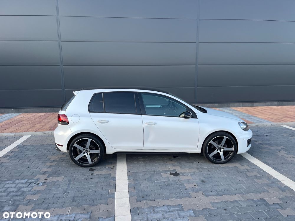 Volkswagen Golf - 9