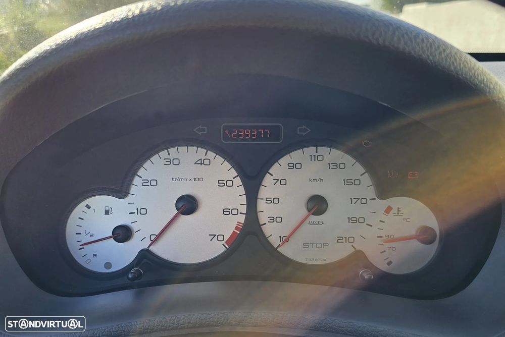 Peugeot 206 1.1 Color Line - 12