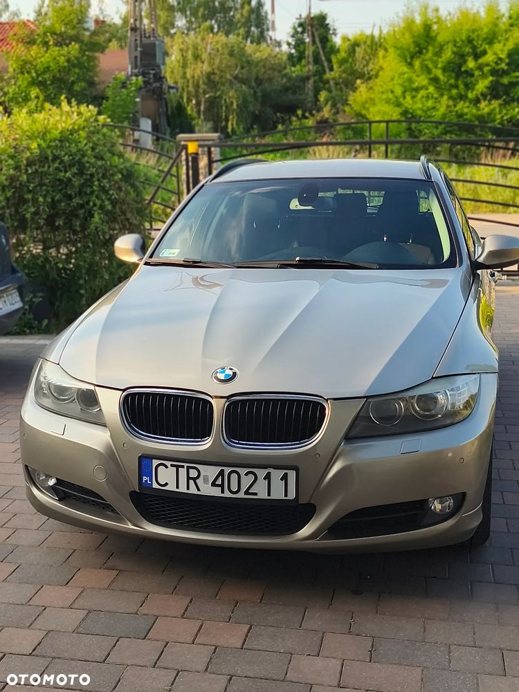 BMW Seria 3 320d - 12