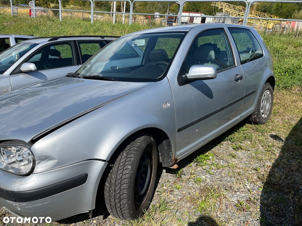 Maska Volkswagen Golf IV - 4