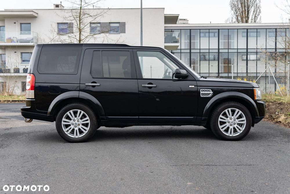 Land Rover Discovery 3.0D V6 HSE - 9