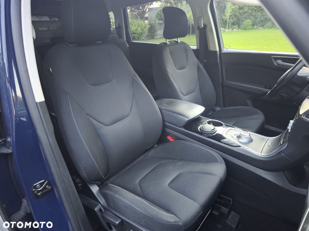 Ford S-Max 2.0 EcoBlue Titanium - 19