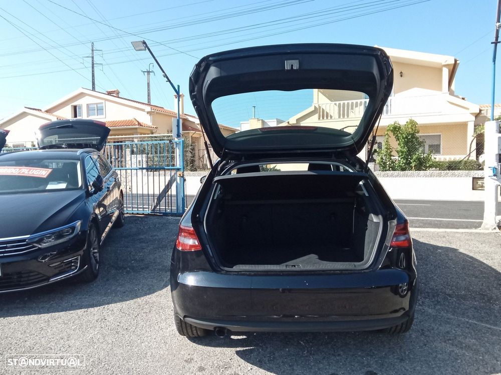 Audi A3 1.6 TDI Advance - 8