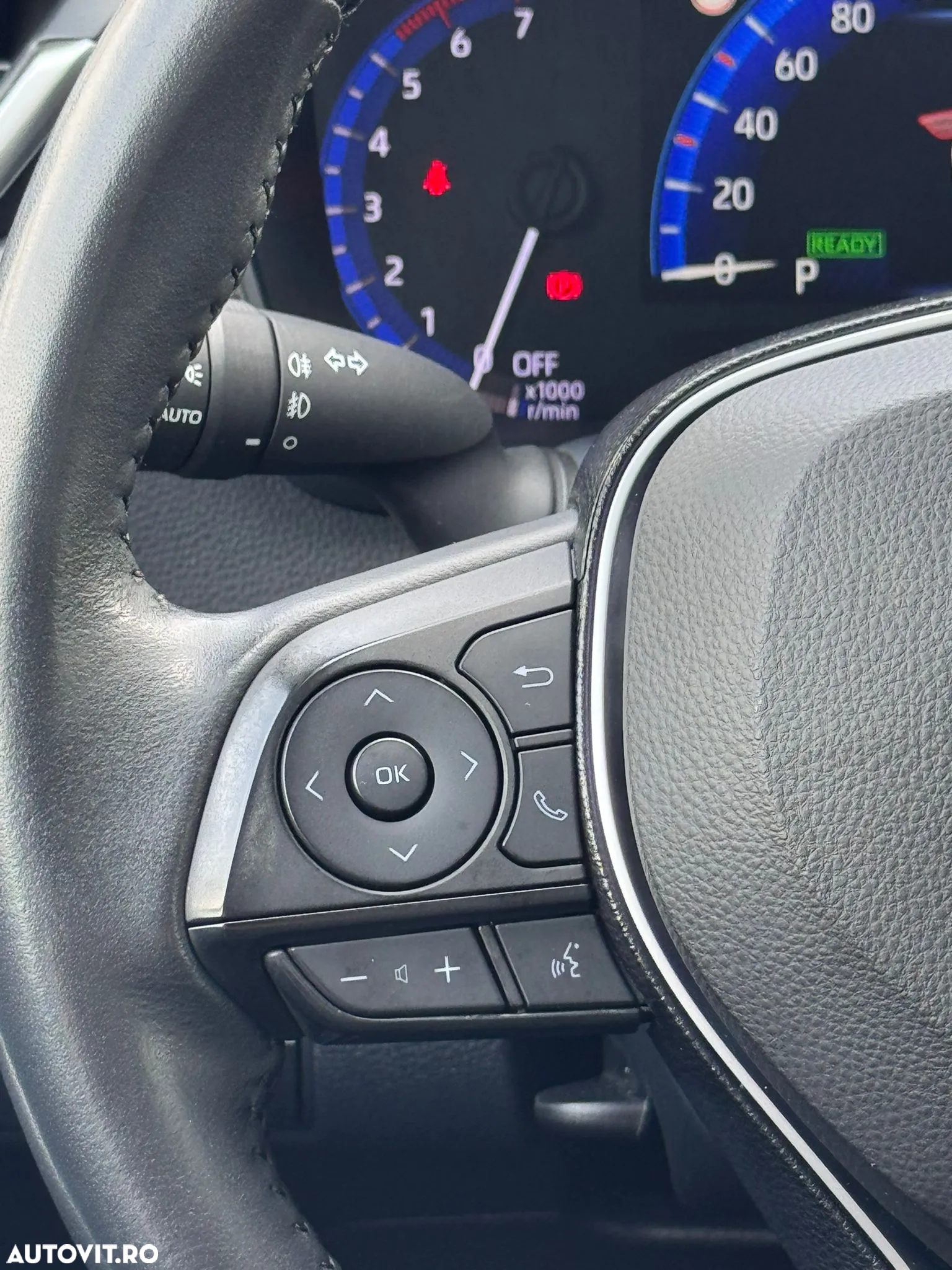 Toyota Corolla 1.8 HSD Business - 15