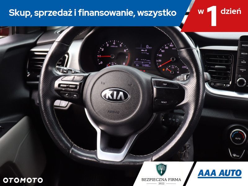 Kia Stonic - 18