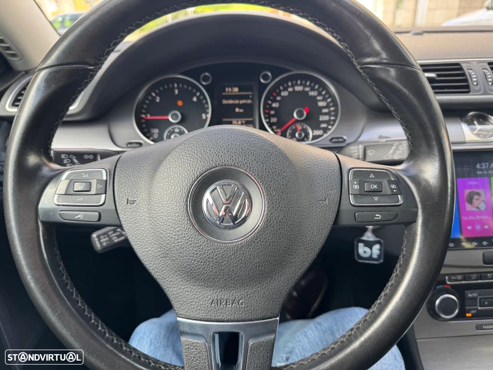 VW Passat Variant 1.6 TDI BlueMotion Comfortline - 13