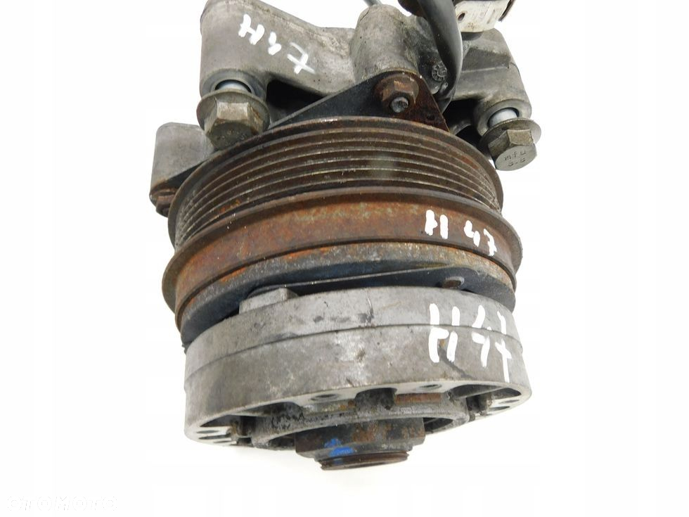Wiskoza pompa wody 3.0 HPI EURO4 06-11r Iveco Daily IV 35C 35S Fiat Ducato - 2