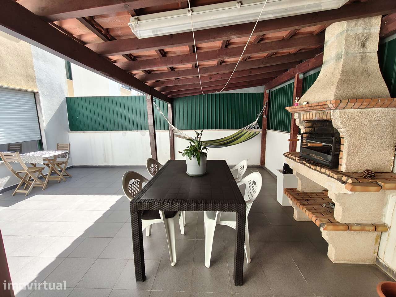 T2 Espaçoso| Terraço de 36 m2 | 2 WC - Grande imagem: 3/15