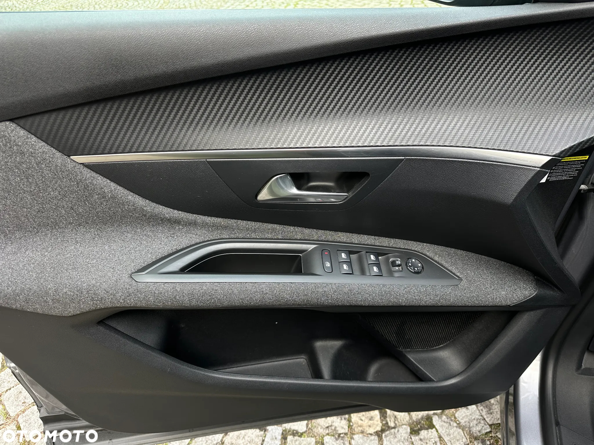 Peugeot 3008 1.6 THP Active S&S EAT6 - 13