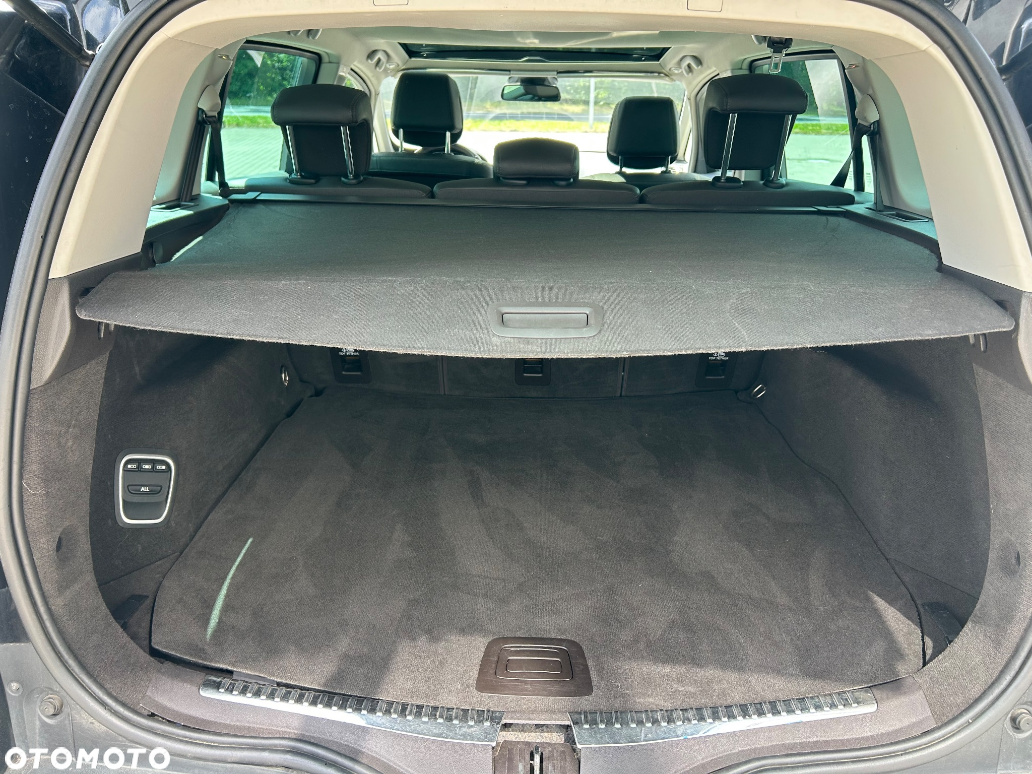 Renault Espace 1.6 dCi Energy Magnetic EDC - 11