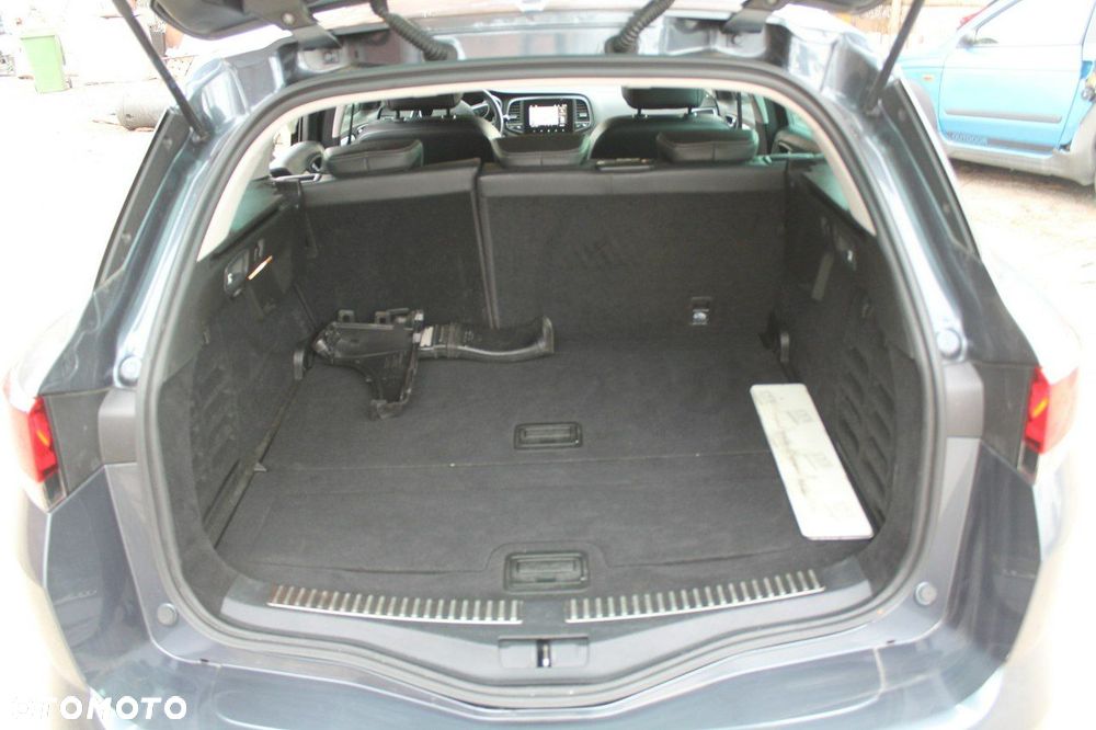 Renault Megane - 10