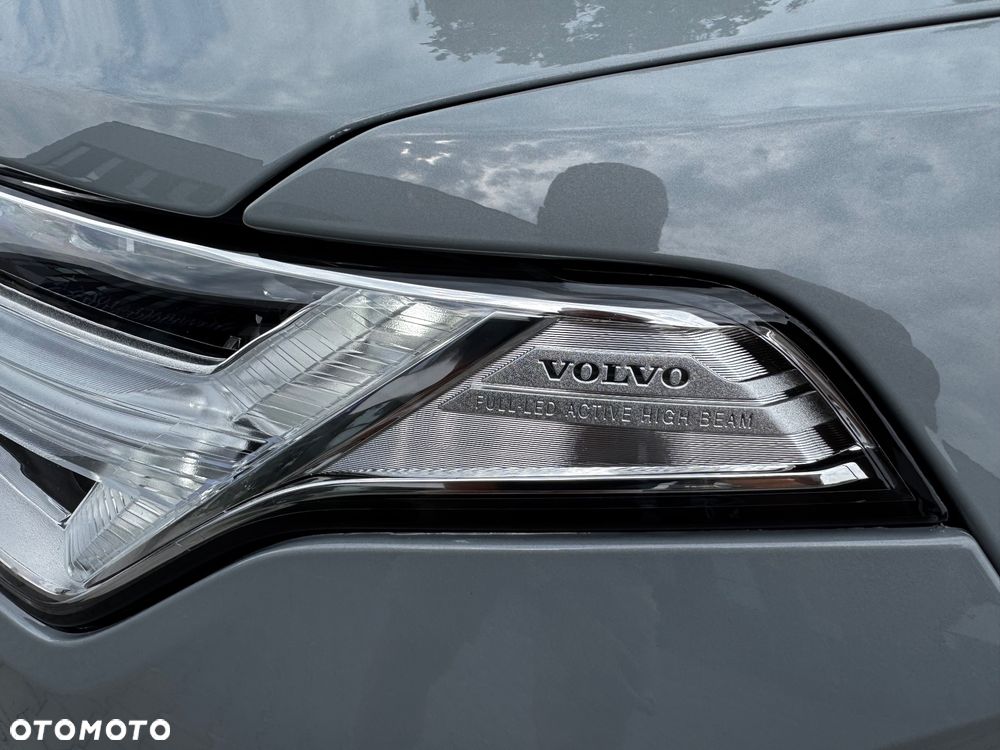 Volvo XC 90 T8 AWD Recharge Plus Dark - 20