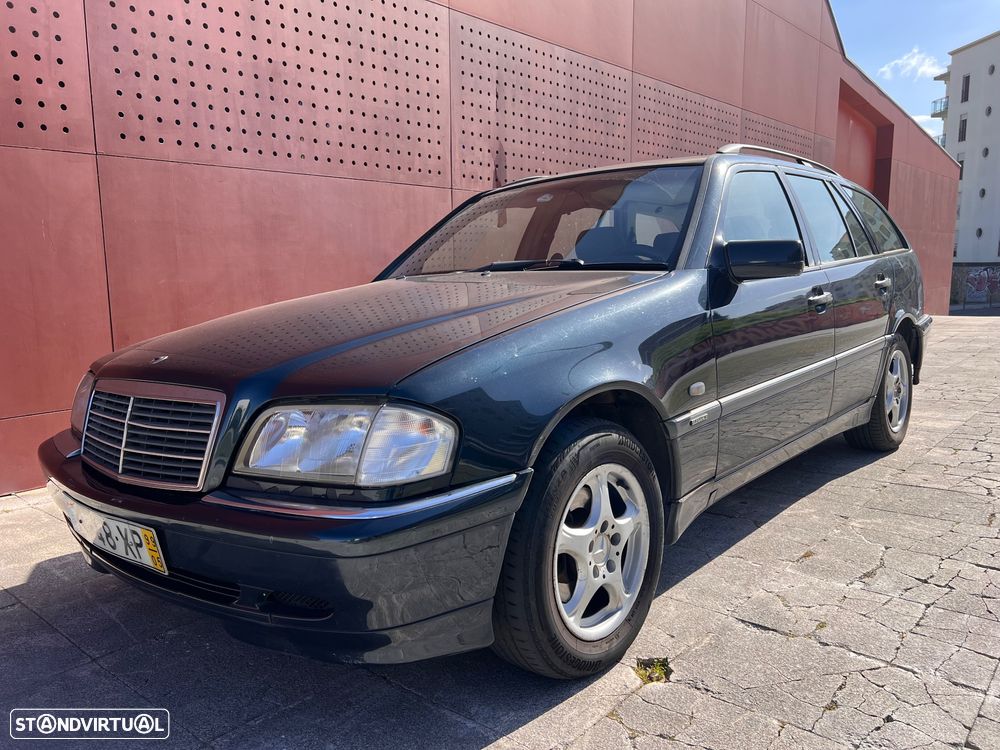 Mercedes-Benz C 220 - 1